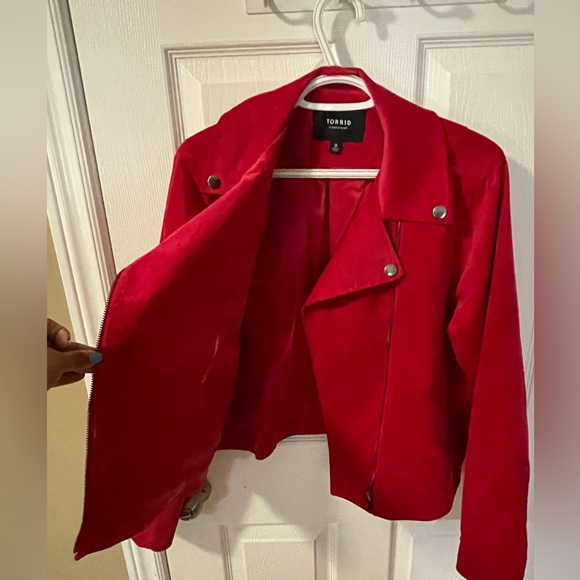 Stunning Jester Red Velveteen Moto Jacket - Size 12/14 - Picture 8 of 8